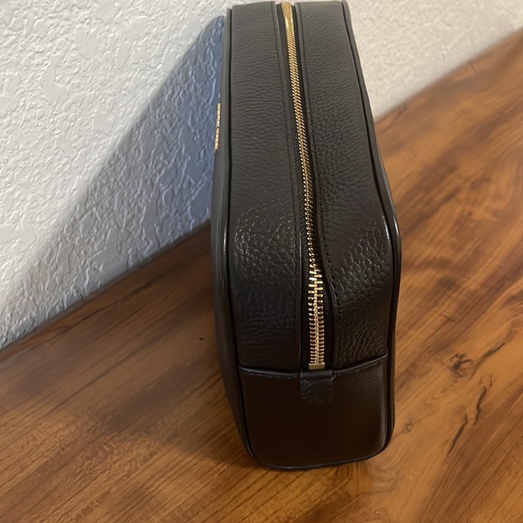 Michael Kors Jet Set Charm Large Leather Zip Travel Pouch - Picture 8 of 9